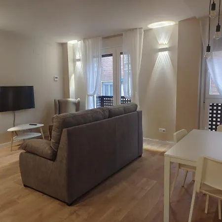 Apartamentos Picasso Alcala de Henares Exterior photo