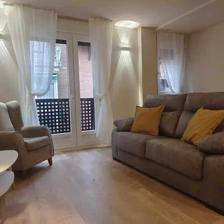 Apartamentos Picasso Alcala de Henares Exterior photo