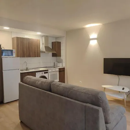 Apartamentos Picasso Alcala de Henares Exterior photo